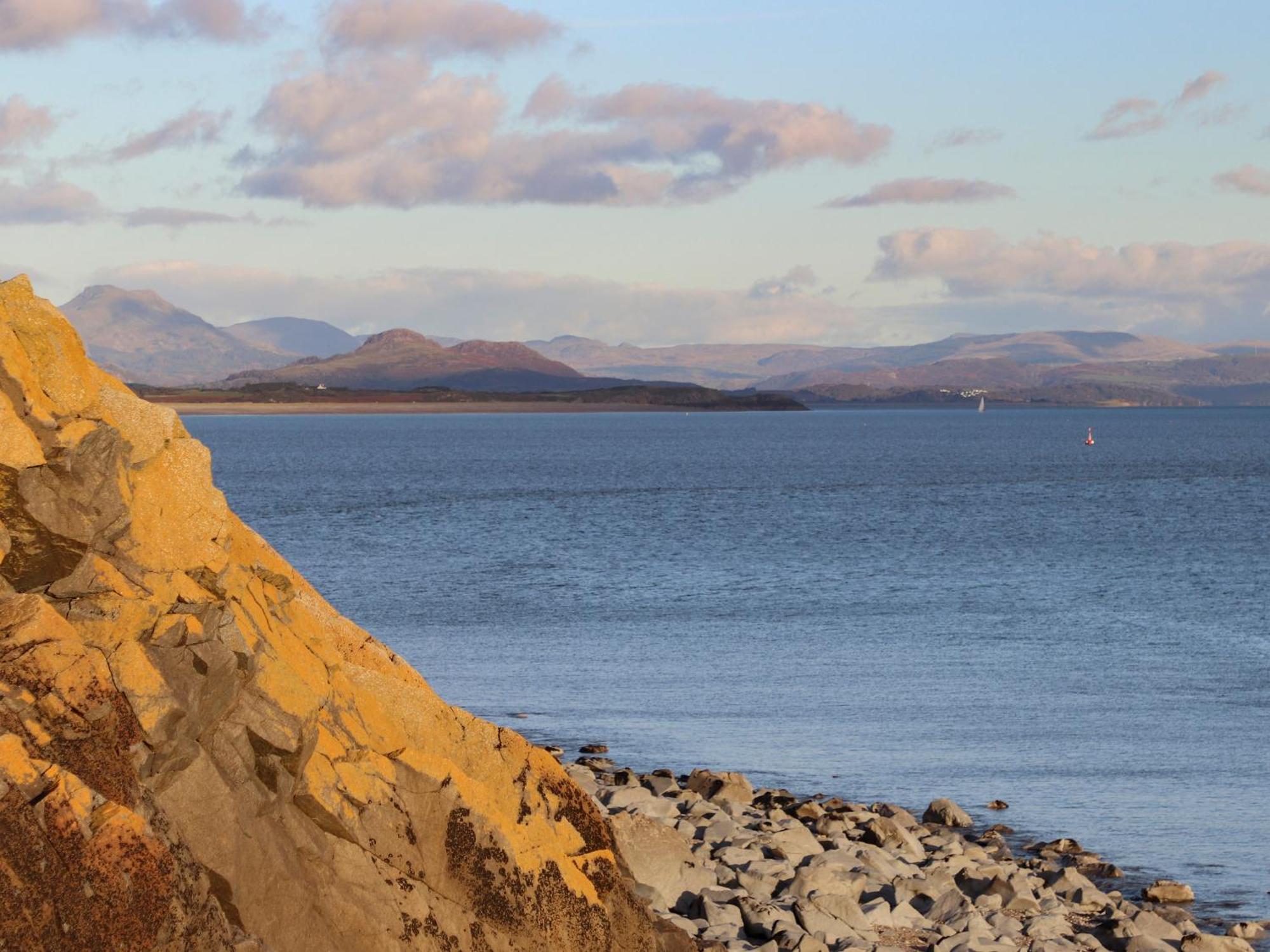 7 Min Y Traeth Villa Pwllheli Exterior photo
